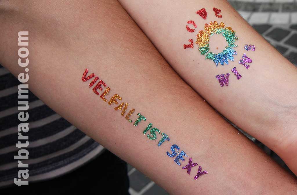 glitzertattoos-im-juli glitzertattoos-im-sommer