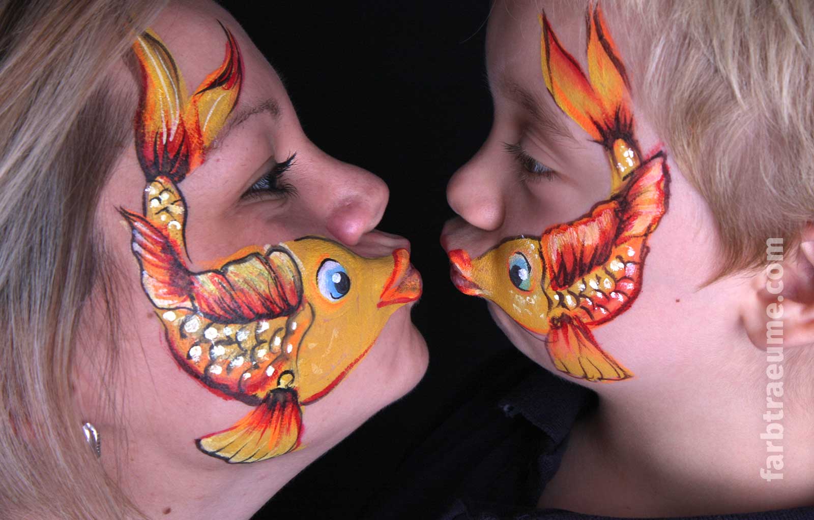 Facepainting Küssende Fische