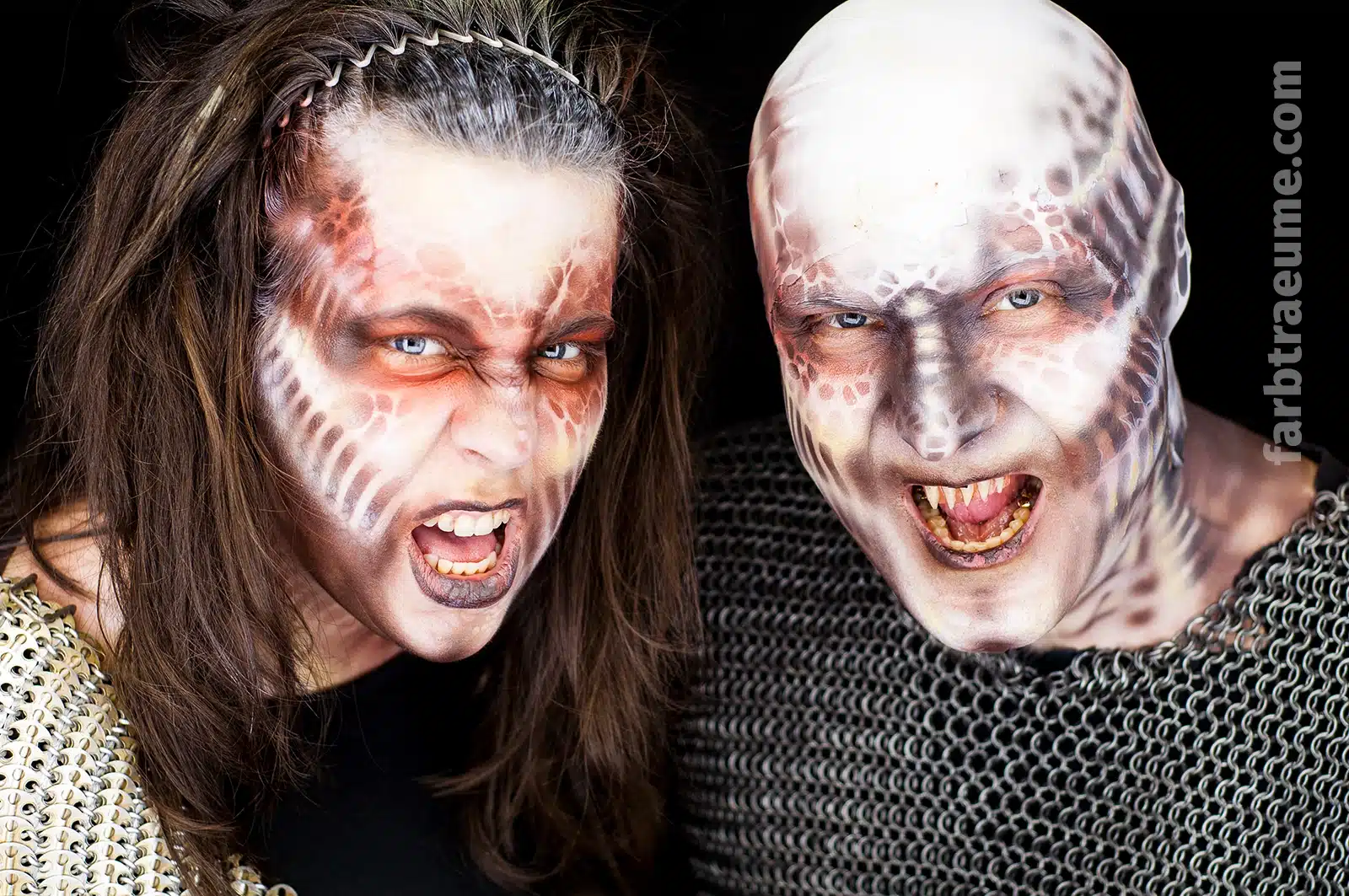 Manchmal auch nur das Gesicht: gruseliges Paar-Facepainting